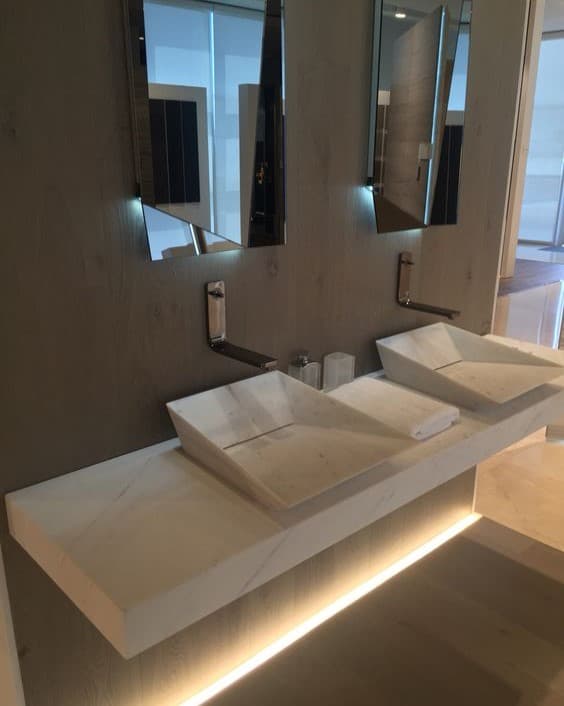 Столешница из искусственного камня